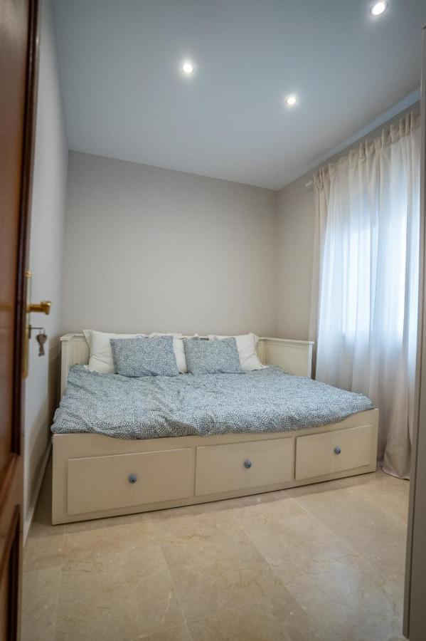 Apartment Palomas 15 *