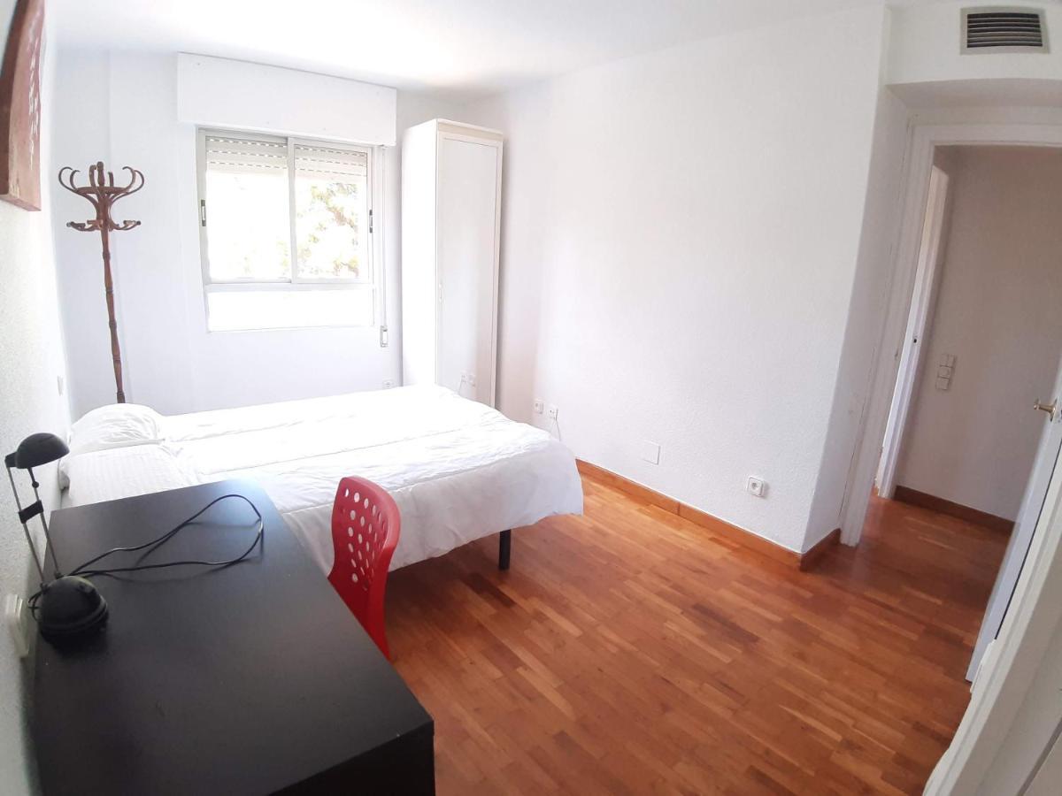 Apartamento Plaza Puerta Nueva *