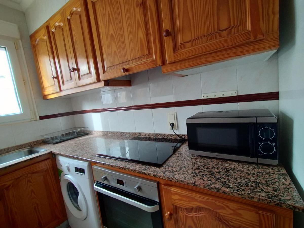 Apartment Con Aire Acondicionado De Tres En El Centro Y Junto A La Playa