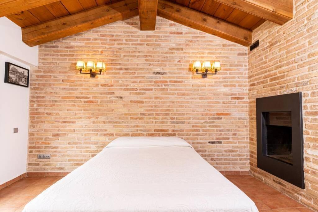 Apartamento Duplex Puente De Piedra, En Un Enclave único Y Exclusivo Valderrobres