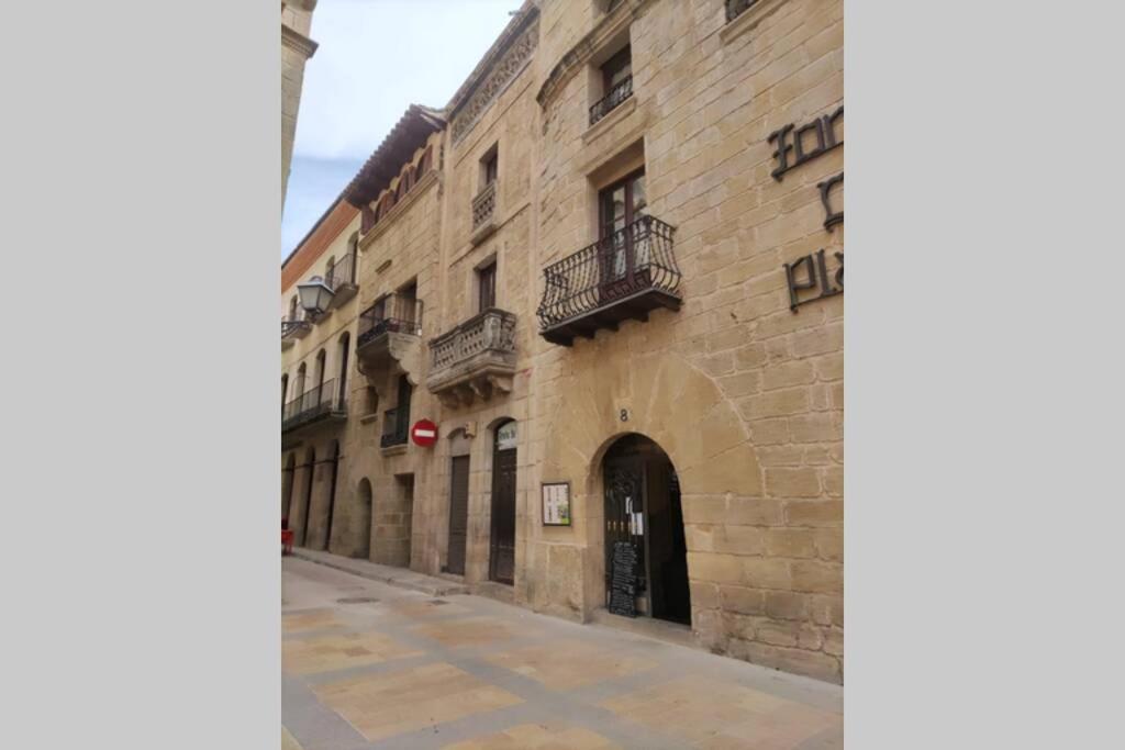 Duplex Puente De Piedra, En Un Enclave único Y Exclusivo Apartamento Valderrobres