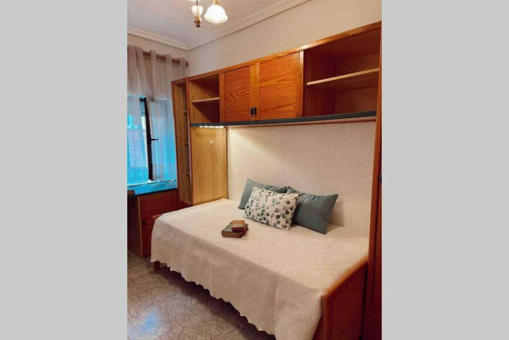 Apartamento Cálido Y Acogedor Apartamento, Ideal Familias Salamanca