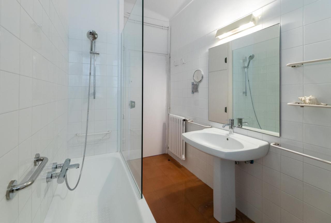 Bagues Villa Mataro