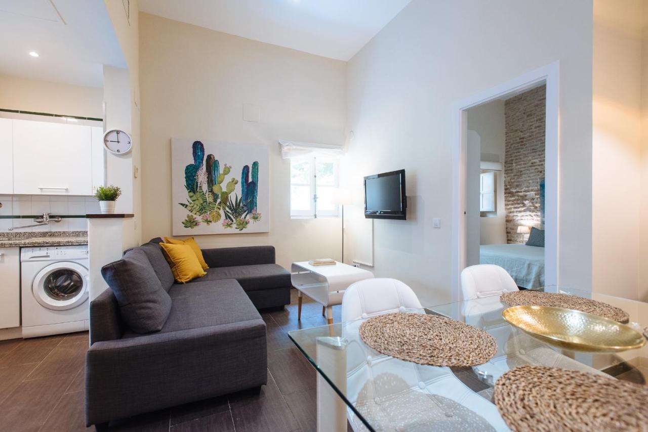 Cozy In House-palace With Private Patio * Sevilla