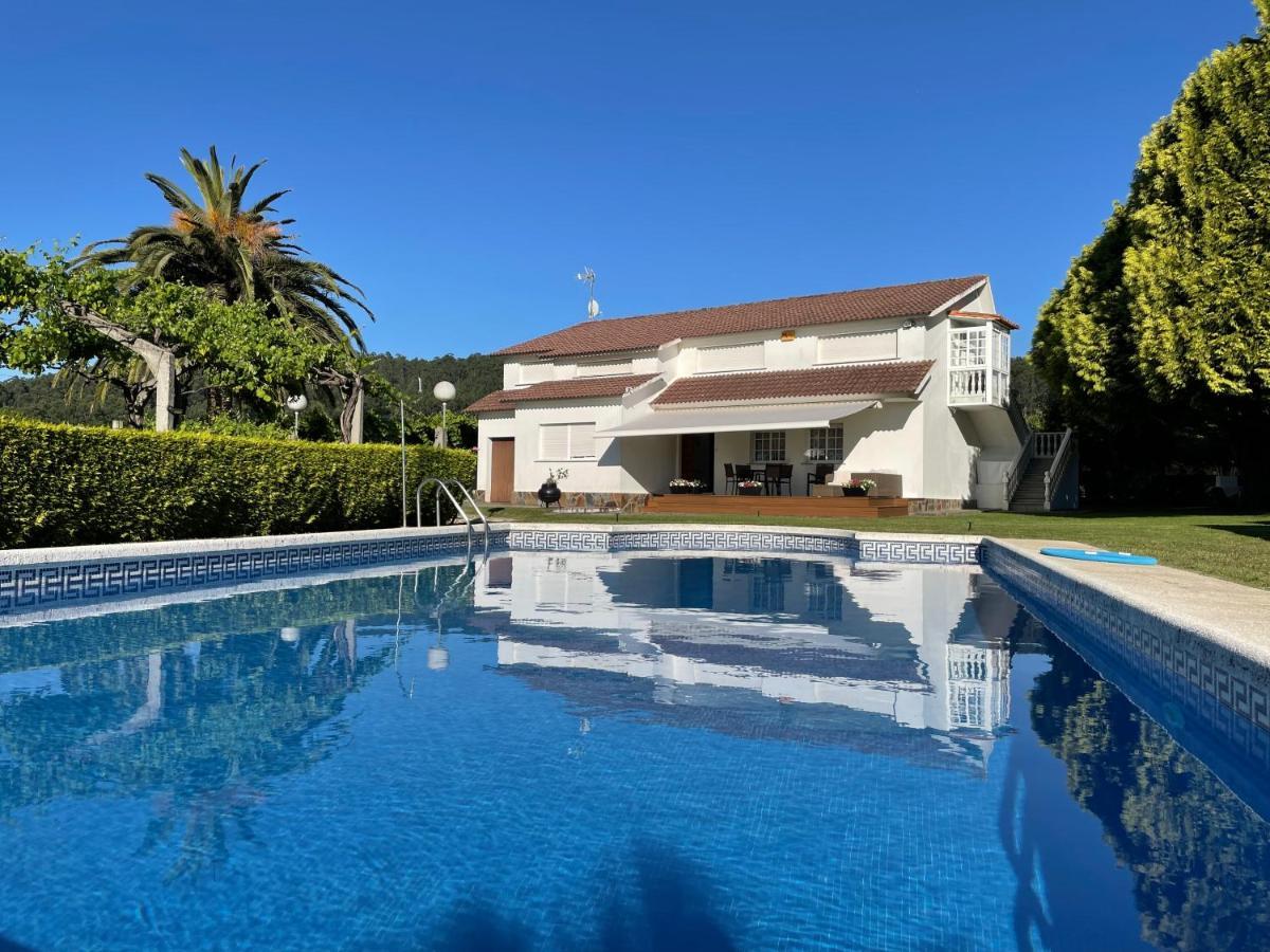 Tranquilidad Con Piscina En Casa Nantes En Holiday home