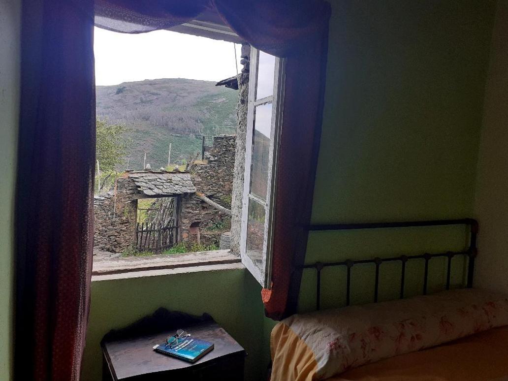Hostel Escanlar *