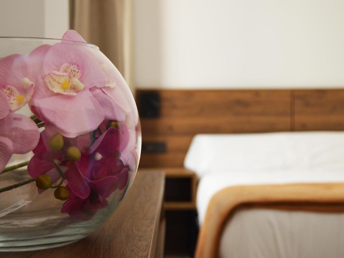Encanto Hotel