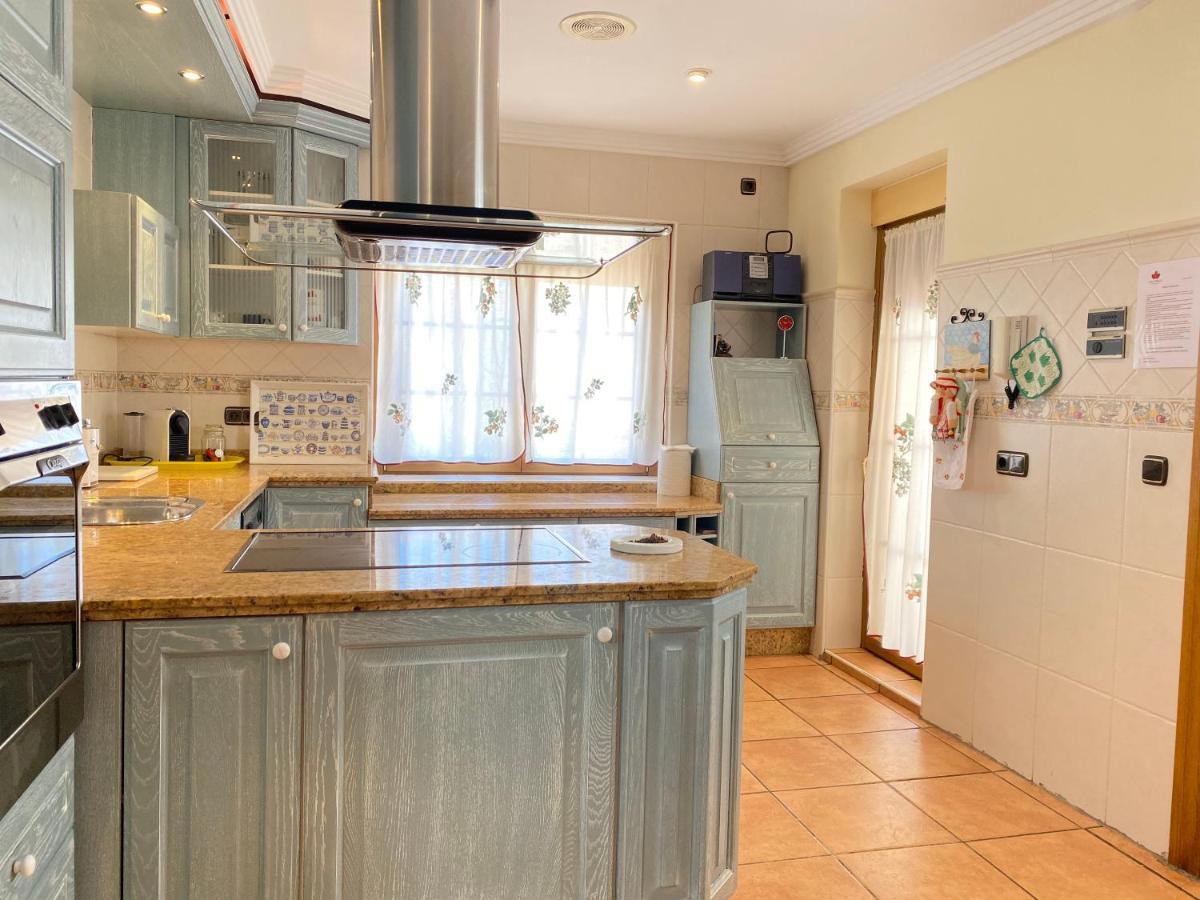 Casa Pedraza Con Piscina Privada Сasa de vacaciones