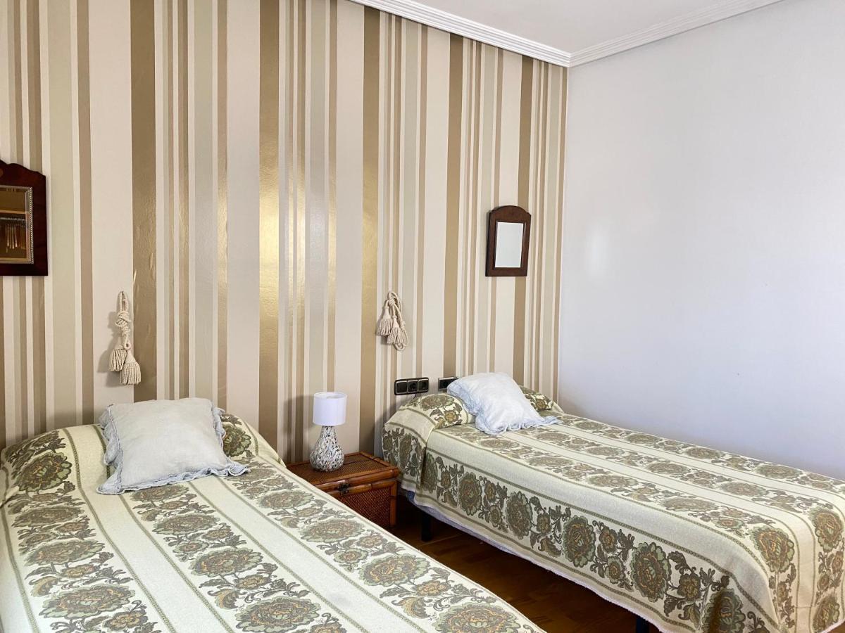 Casa Pedraza Con Piscina Privada Сasa de vacaciones *