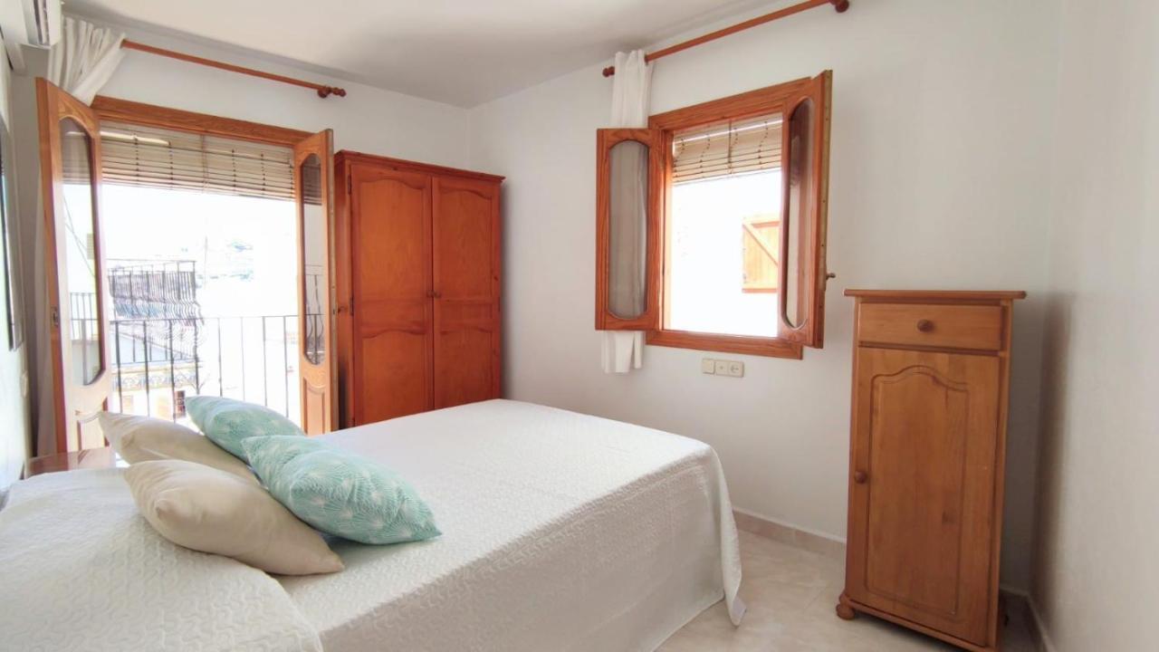 Сasa de vacaciones Casa Castell Alojamiento Turistico En El Casco Antiguo De *