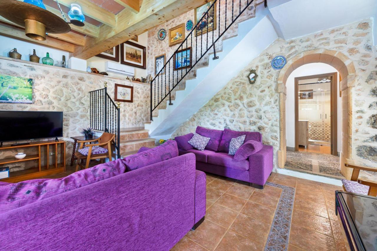 Cala Veritat Villa *
