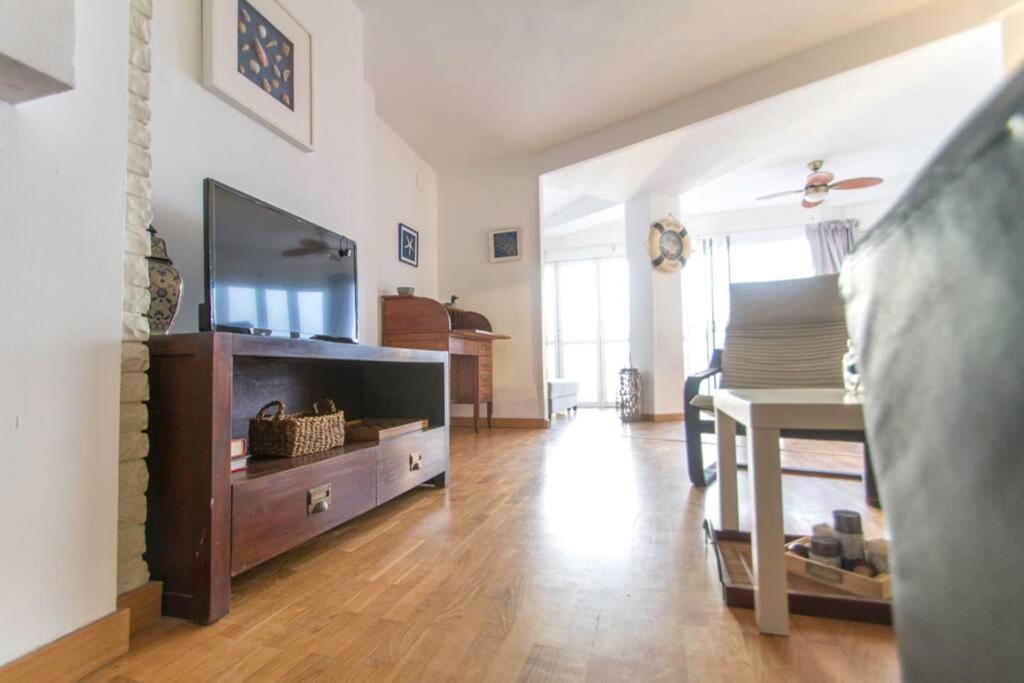 Apartment Primera Linea De Mar. Turistico *