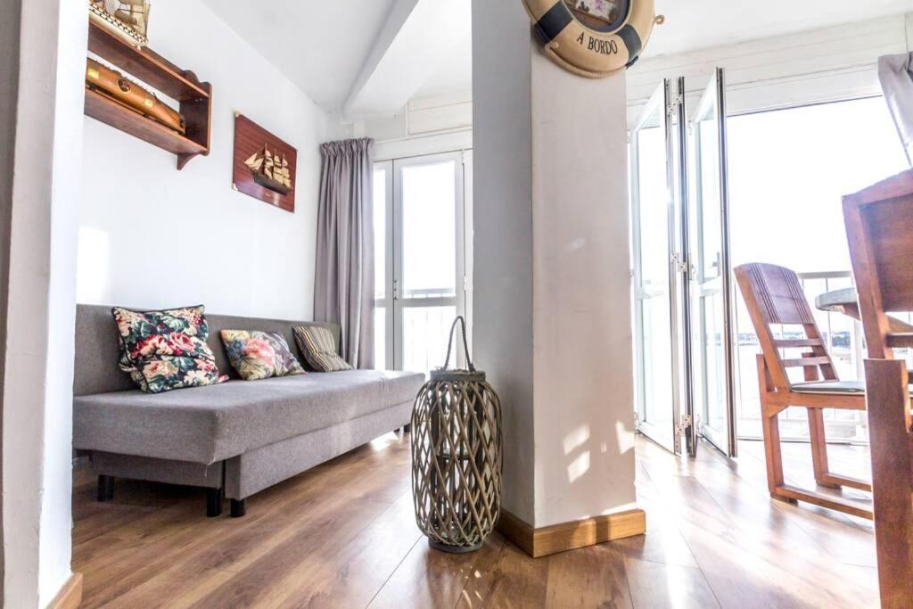Primera Linea De Mar. Turistico Apartment