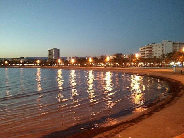 Primera Linea De Mar. Turistico *