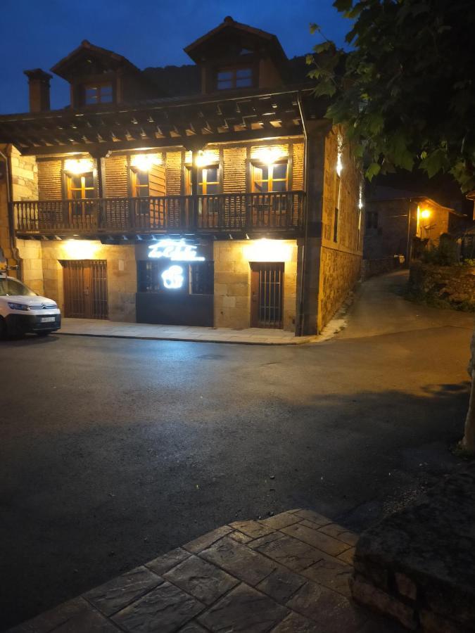 Edules Apartahotel
