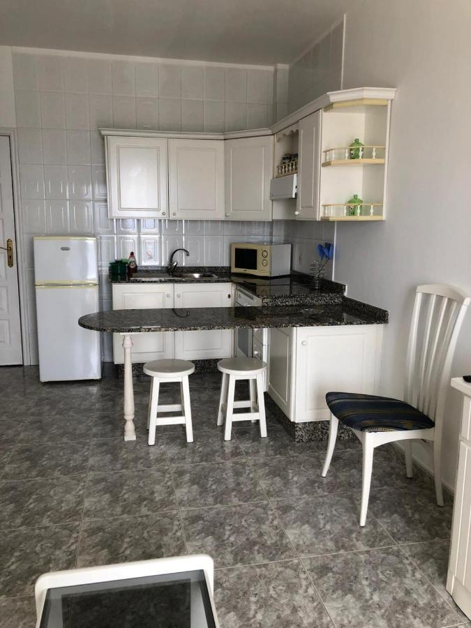 Apartamento Vv 122 Con Balcón En Primera Línea De Mar