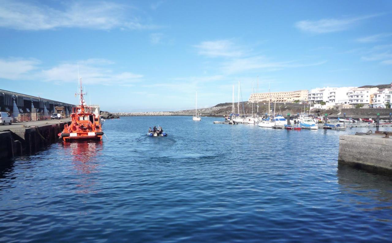 Vv 122 Con Balcón En Primera Línea De Mar