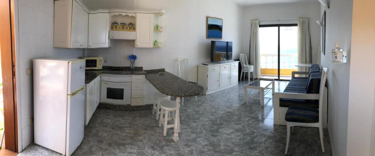 Apartamento Vv 122 Con Balcón En Primera Línea De Mar