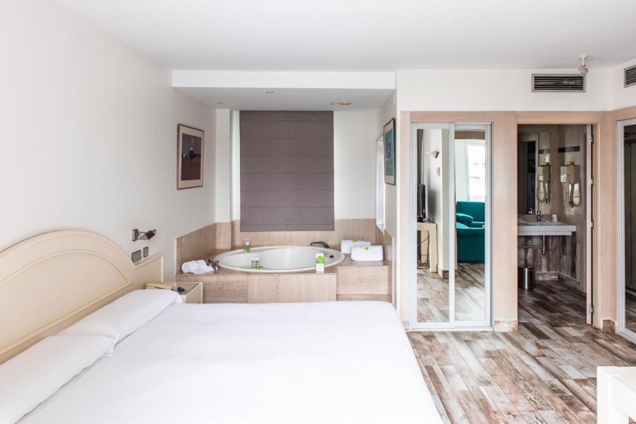 Palacio Del Mar 4*