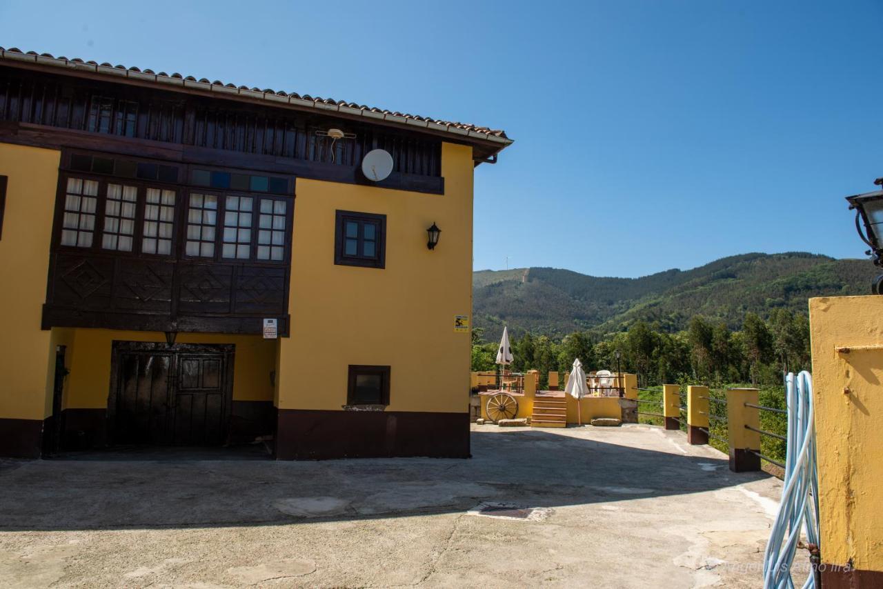 Holiday home Casa Rural Alegrias Malleza