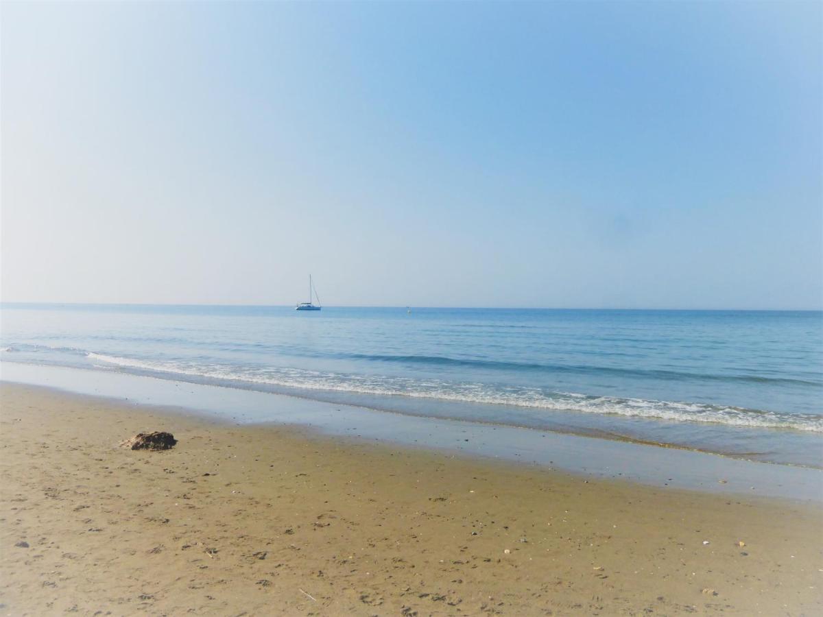 Romana Playa Vistas Al Mar Apartamento Marbella
