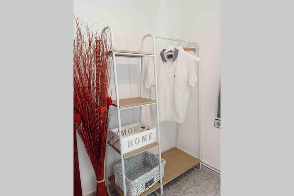 Apartamento Cálido Y Acogedor Apartamento, Ideal Familias Salamanca