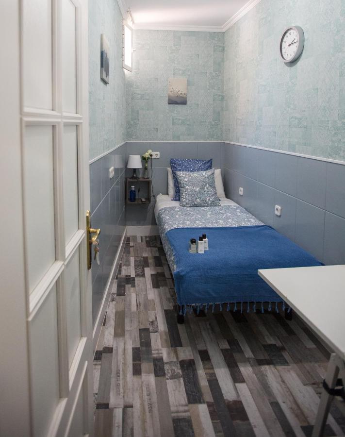 Fuencarral Adeco Guest house Madrid