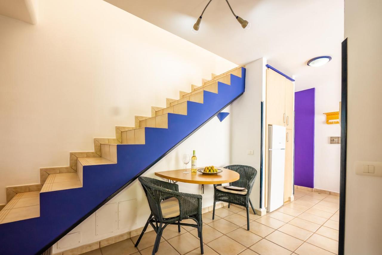 Nautilus Apartment *