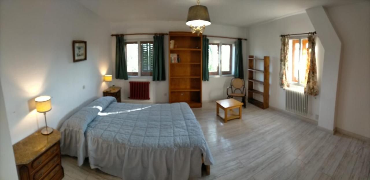 La Casa Del Ingles - *