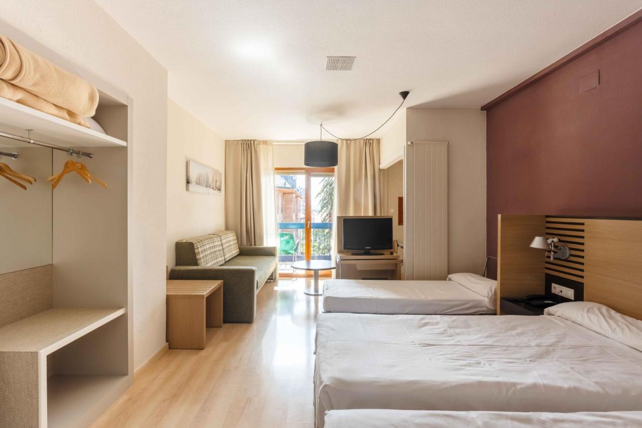 Oroel & Hotel