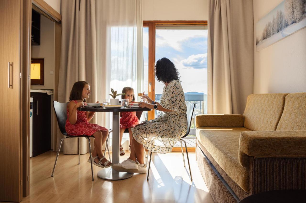 Hotel Oroel &