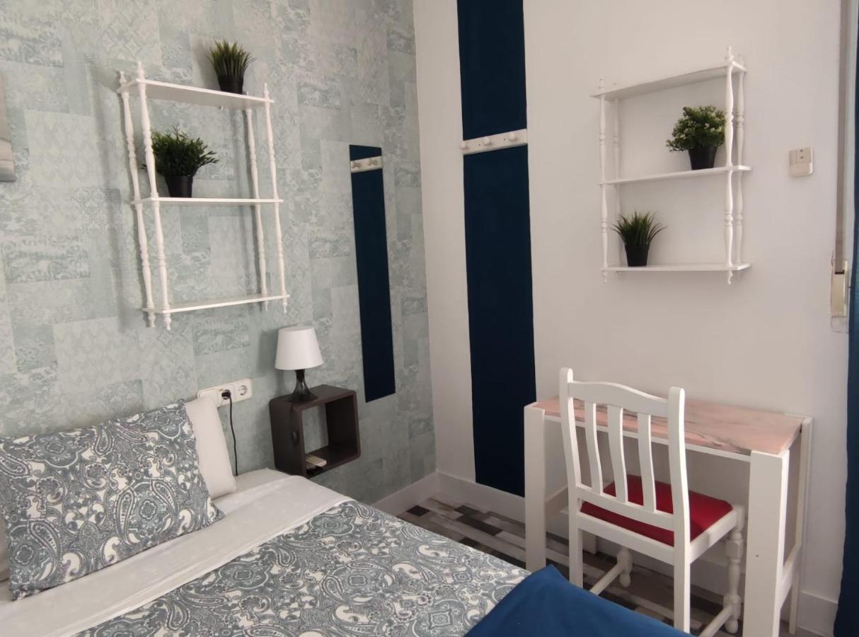 Fuencarral Adeco Guest house