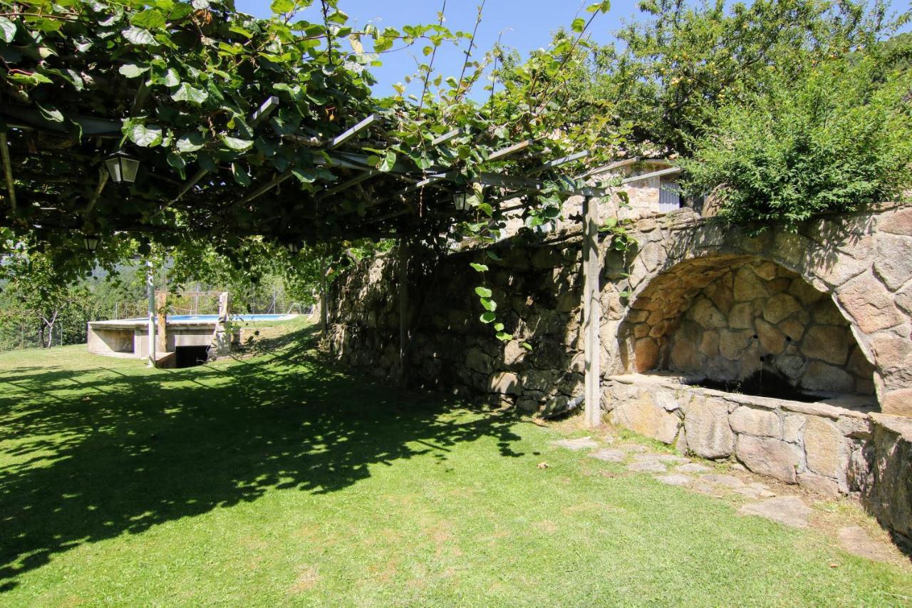 El Pinarejo Holiday home El Arenal (Castile and Leon)