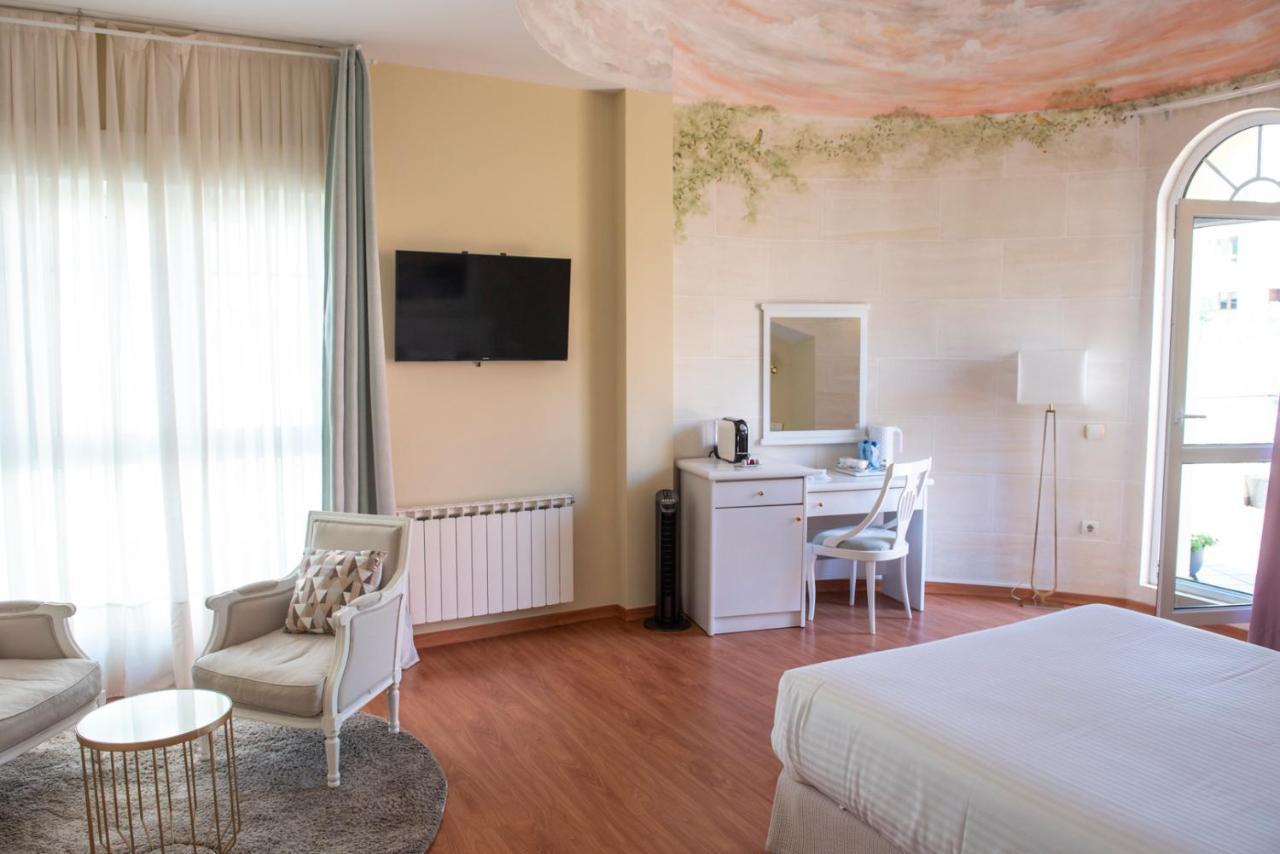 Faro De San Vicente Hotel