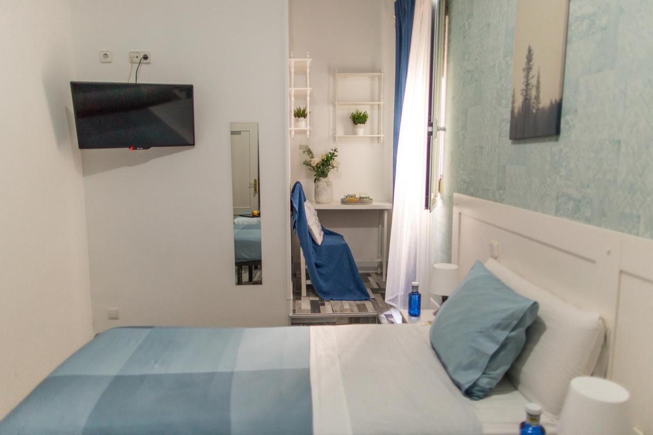 Fuencarral Adeco Guest house Madrid