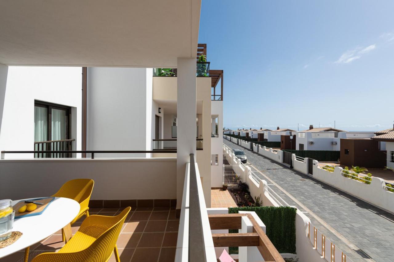 Homeforguest En Residencia De Lujo Con Terraza Y Piscina Apartment *