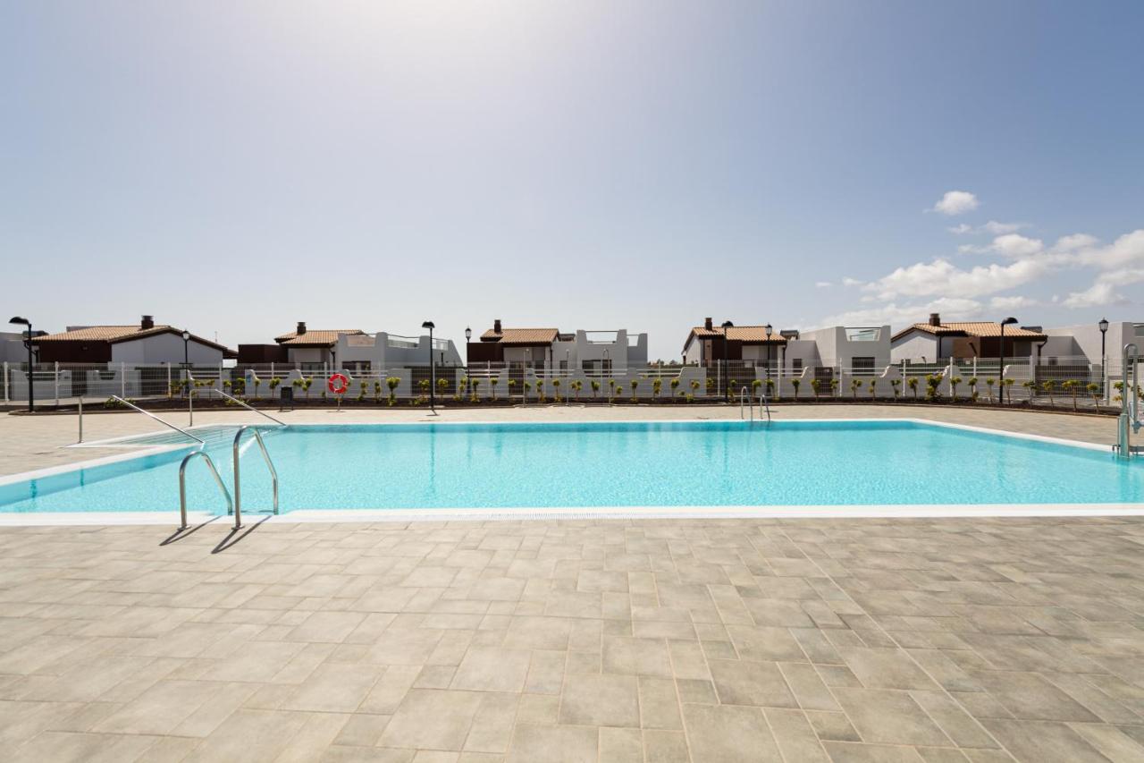 Apartment Homeforguest En Residencia De Lujo Con Terraza Y Piscina La Guirra