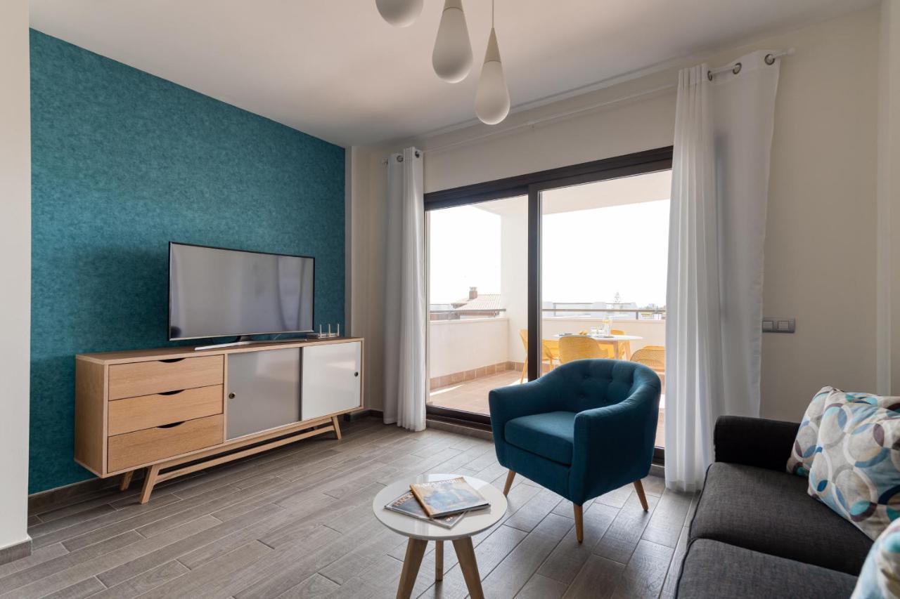 Homeforguest En Residencia De Lujo Con Terraza Y Piscina Apartment La Guirra