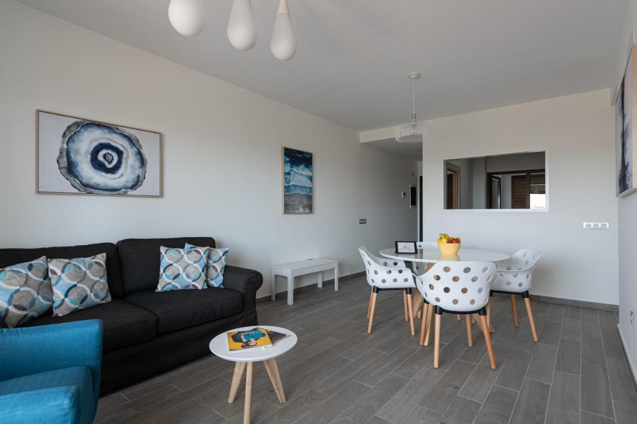 Homeforguest En Residencia De Lujo Con Terraza Y Piscina * La Guirra