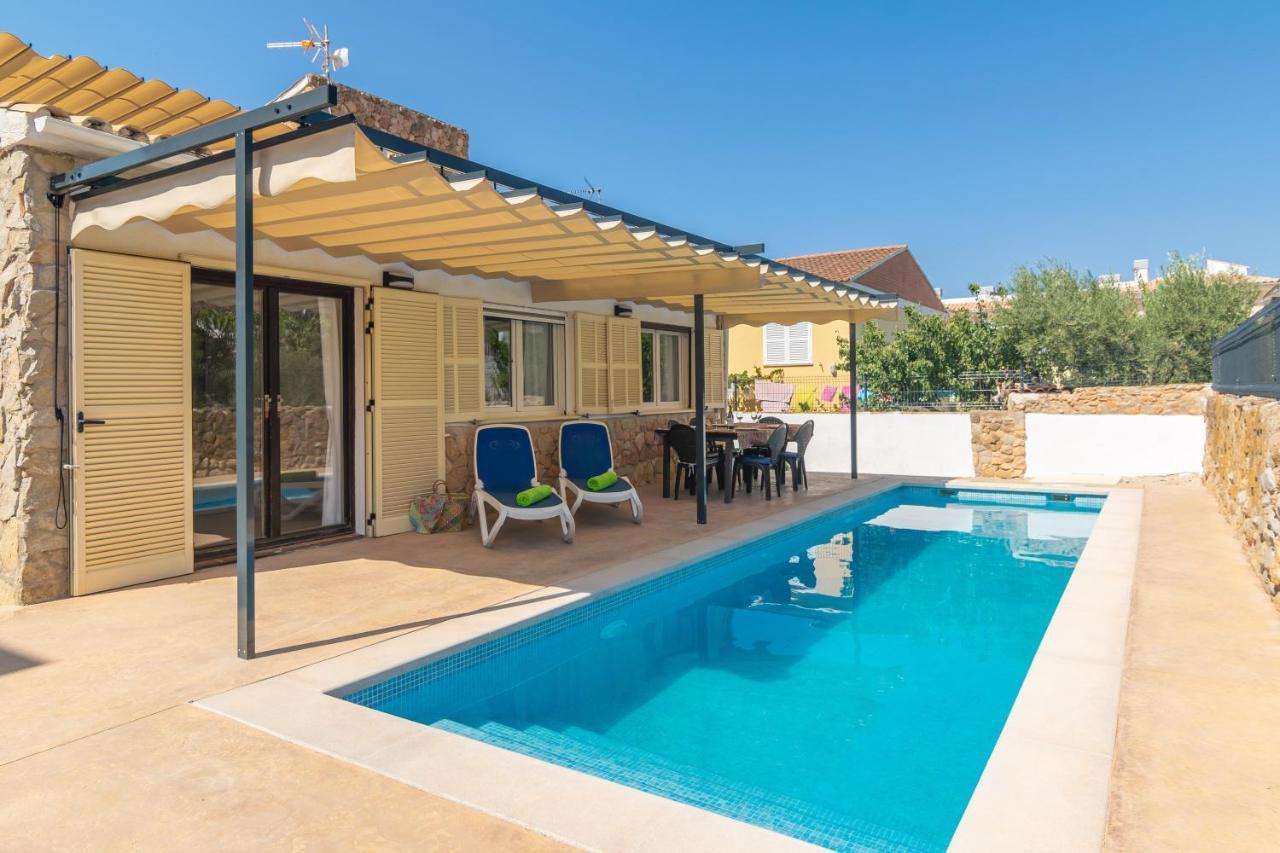 Clavell Holiday home