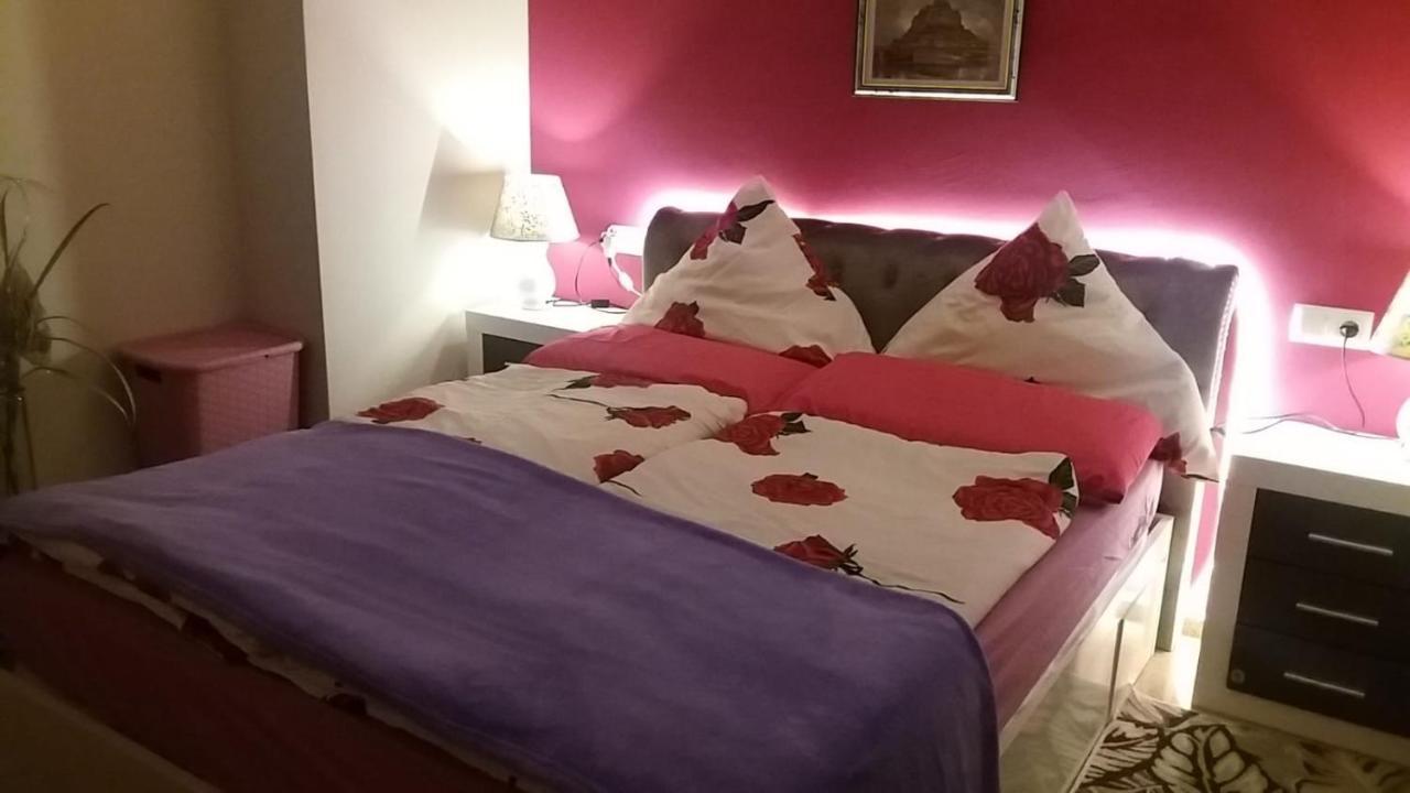 Vista Del Montgo Apartamento *