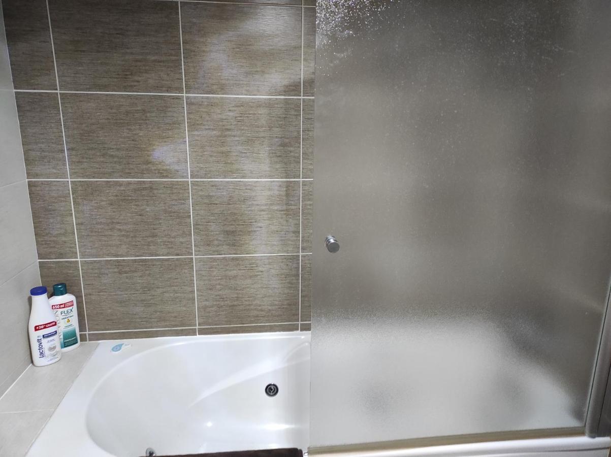 Apartamento 110 M² Con 3 Habitaciones, 2 Banos Apartment Rubielos De Mora