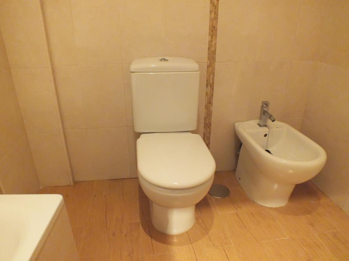 Alhondiga Apartamento *