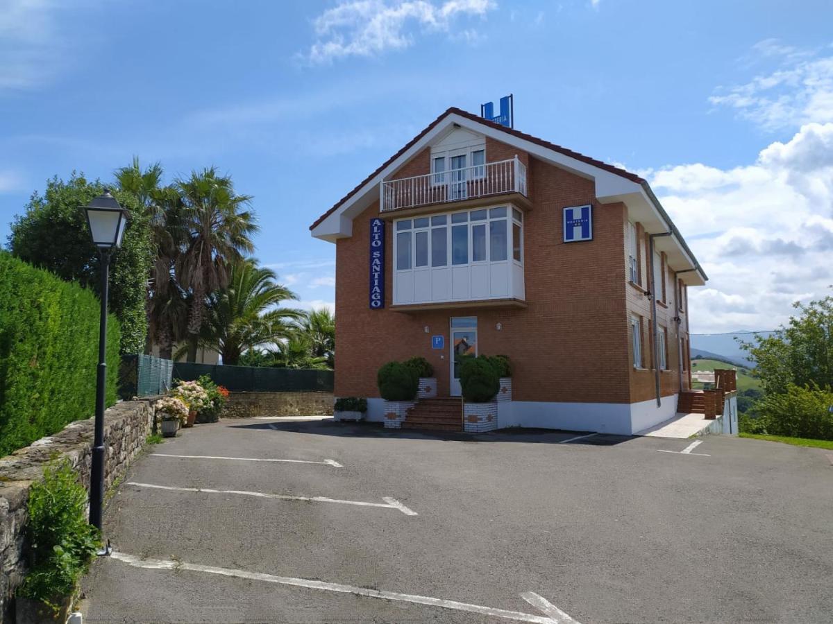 Alto Santiago Con Parking San Vicente De La Barquera