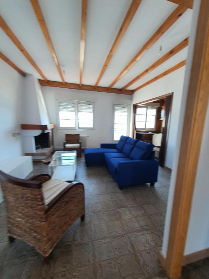 Casa En La Playa Uhia Holiday home Mosteiro