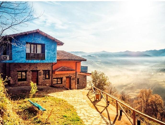 La Aldea Sonada Inn *