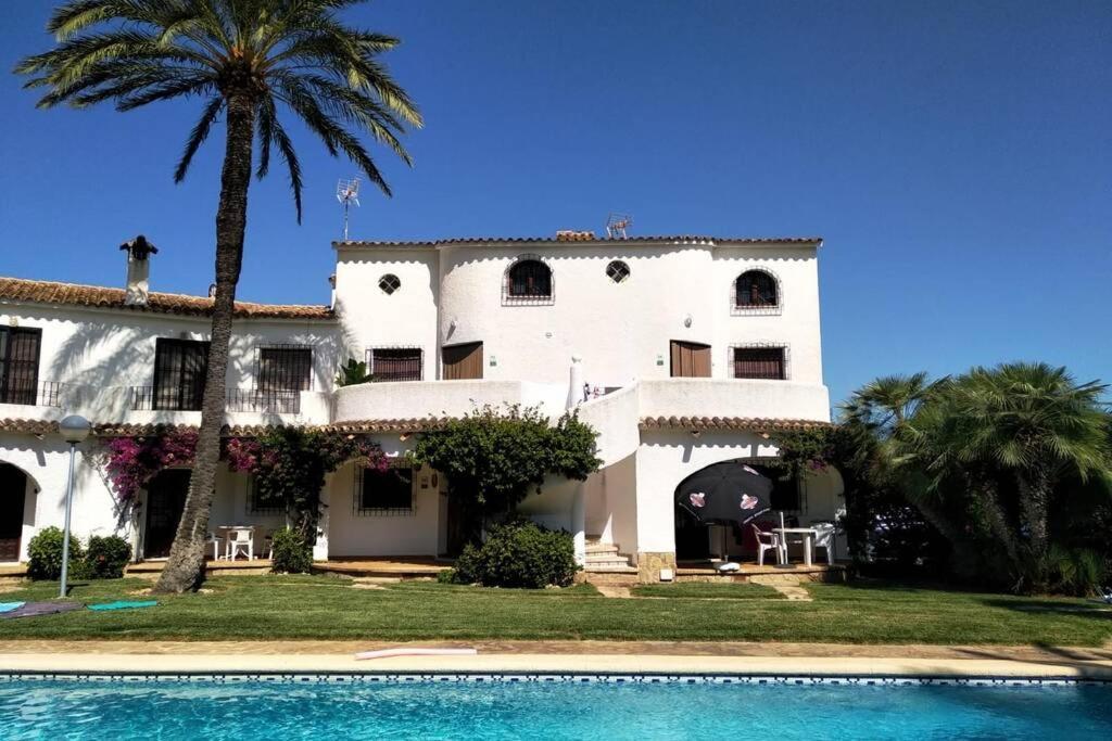 Apartamento Duplex. Muy Tranquilo. Terraza Y Bbq Apartamento Dénia
