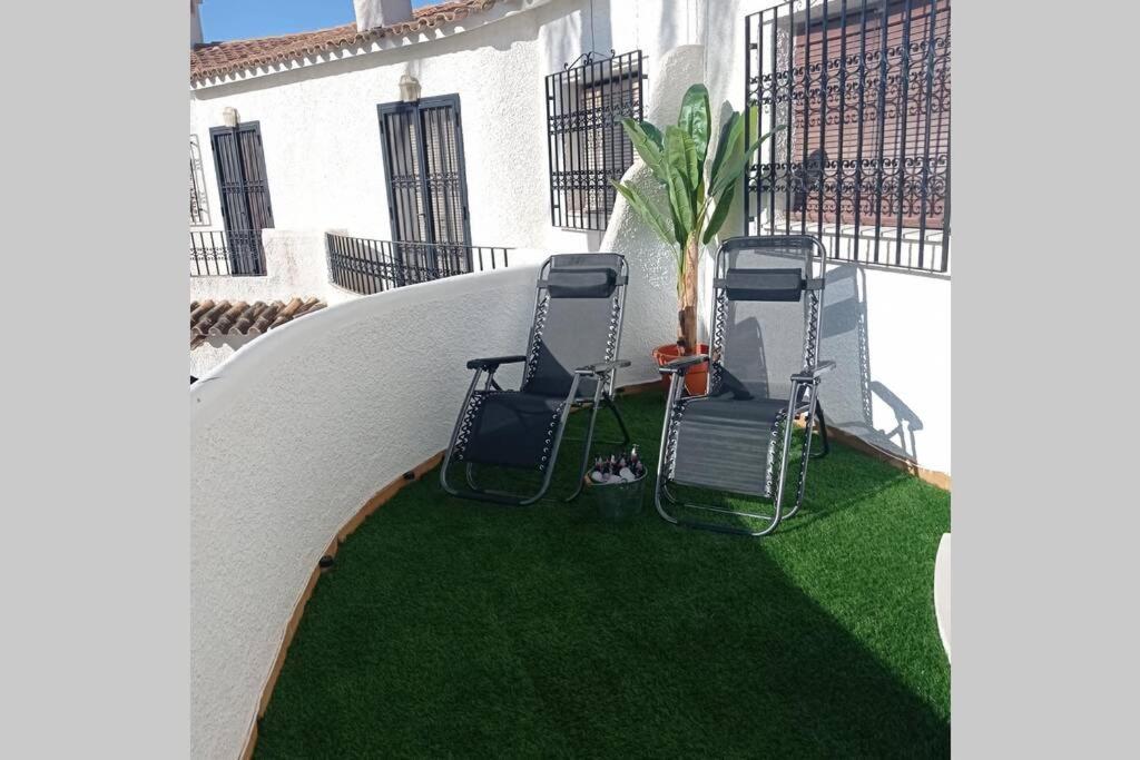 Apartamento Duplex. Muy Tranquilo. Terraza Y Bbq *