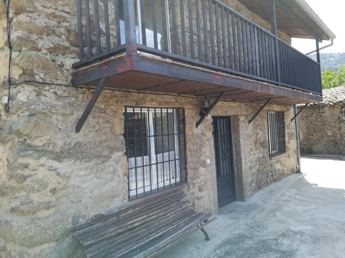 Country house Valdecorneja Hoyorredondo