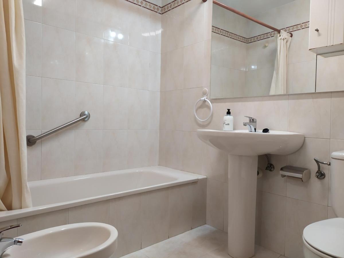 Poniente Céntrico Con Dos Baños Apartamento Logroño